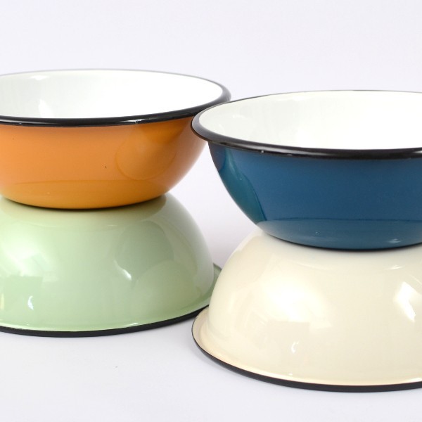 Enamel enamel bowl, 15 cm