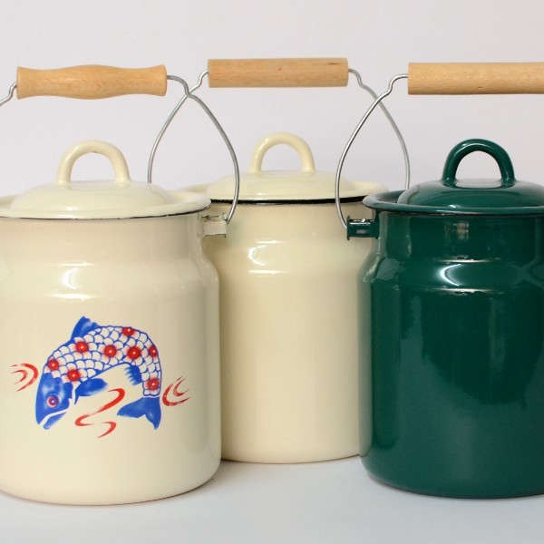 Enamel milk can Ukraine
