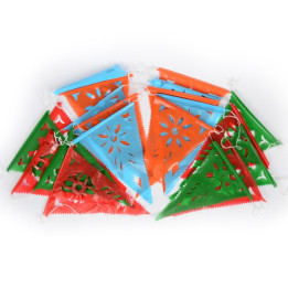 garland triangular