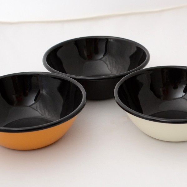 enamel bowl Ukraine, black inside