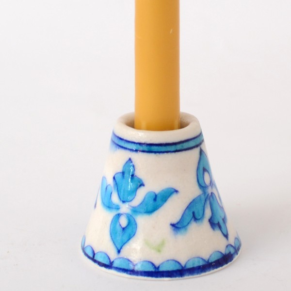 2 ceramic candlesticks, without rim