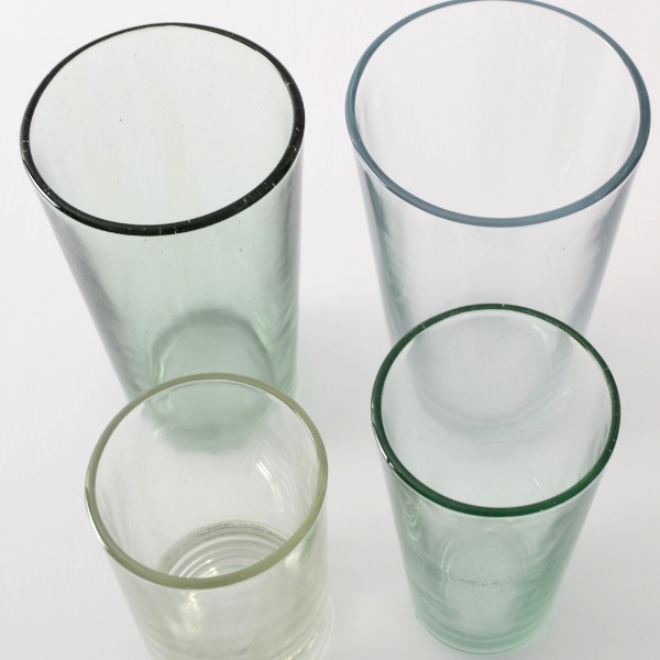 1 Kiste recycelte Gläser, gerade