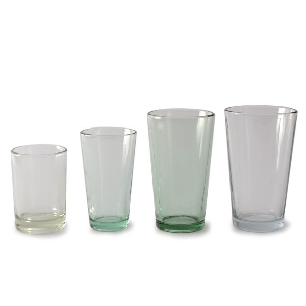 1 Kiste recycelte Gläser, gerade