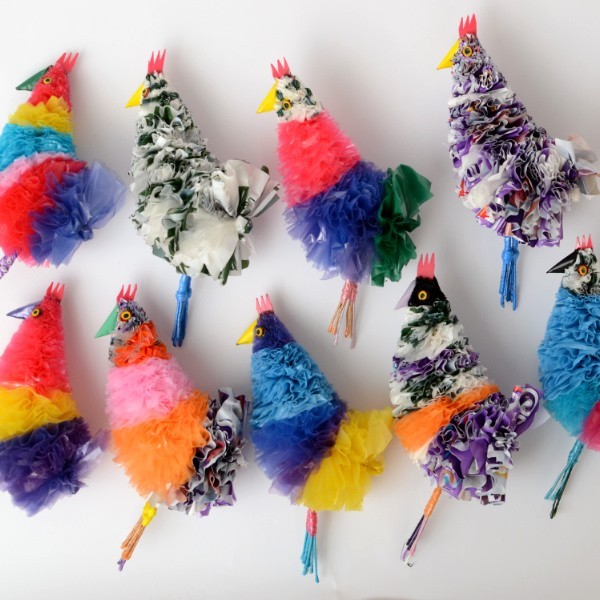 Huhn aus Plastiktüten, klein