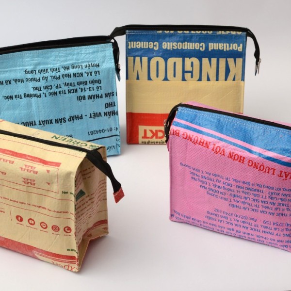 toiletry bag recycled, S